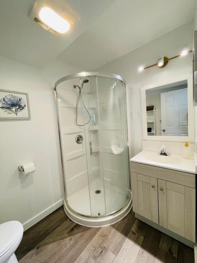 Garden Home In Victoria -Beautiful Home In Victoria Extérieur photo